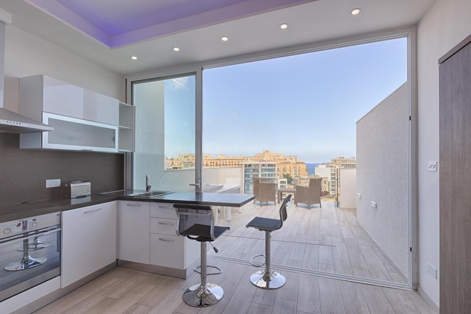 The Penthouse Apartment Saint Julian's Exterior photo